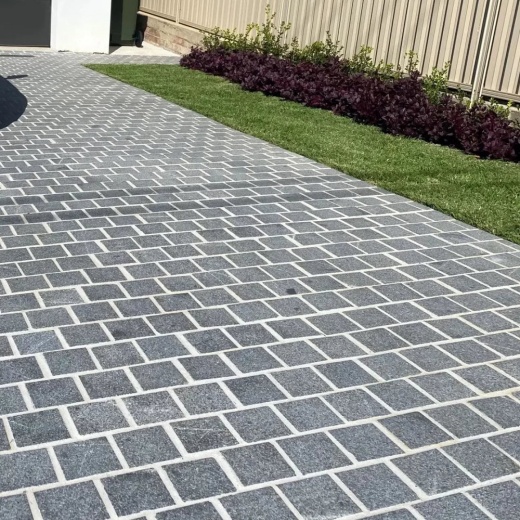 RKS Slate Belgian Black Limestone 100х100 мм. Прочная тротуарная плитка и плитка для пола из натурального известняка. Лучшая цена на плитку из камня известняк
